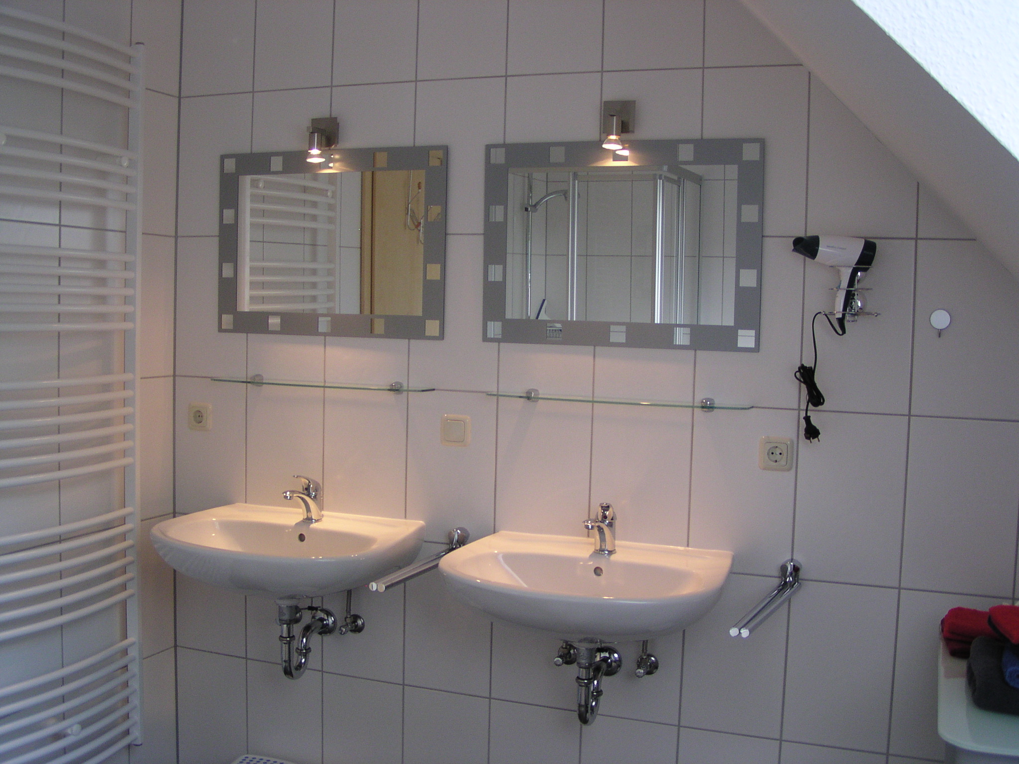 Ferienhaus bis 14 Pers.,auf großem, eingezäunten Grundstück, mit Sauna – Bild 12