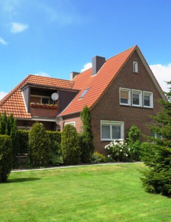 Ferienwohnung mit Terrasse, Garten und einer Sauna in Holtgast an der ostfriesischen Nordseeküste